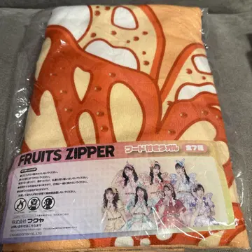 FRUITS ZIPPER 후드 부착 타월 진제이 스즈카