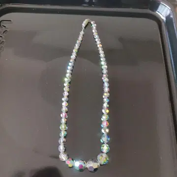 크리스탈 목걸이