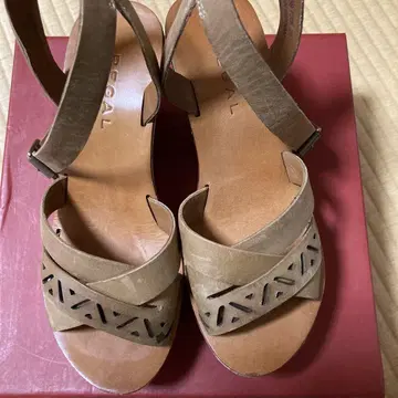 리갈 샌들 천연 가죽 22cm