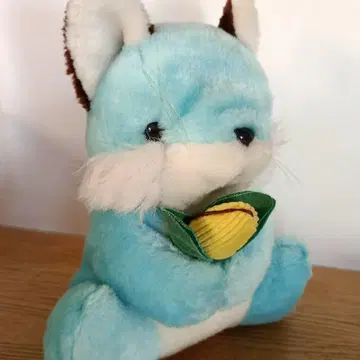 콘 여우 레트로 귀여운 봉제 인형 스카이블루 크림 소다