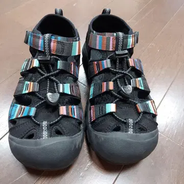 Keen(킨) 뉴포트 H2 샌들 22.5cm
