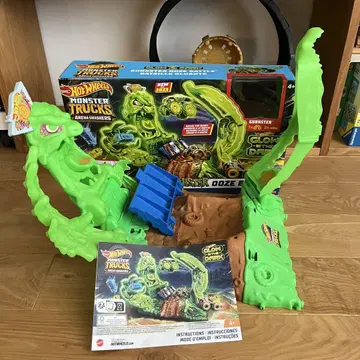 Hot Wheels Monster Trucks 배틀 레이스 코스
