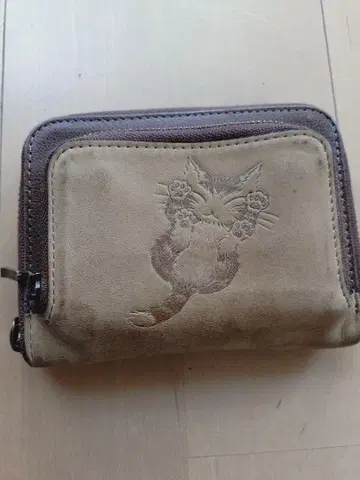 중고 와치필드 다얀 반지갑