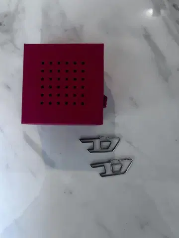 DISEL 귀걸이 오리지널 박스 포함