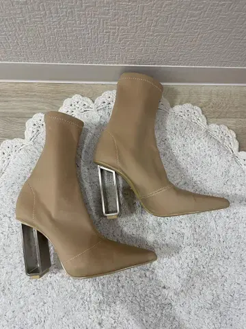 YELLO 숏부츠 베이지 S size 22.5cm