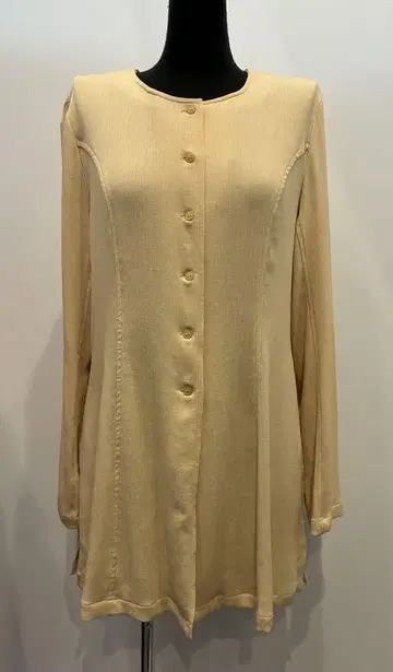 베이지 노카라 자켓 긴팔