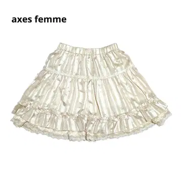아이보리 플레어 스커트 레이스 장식 라메 스트라이프 티어드 히메갸루
