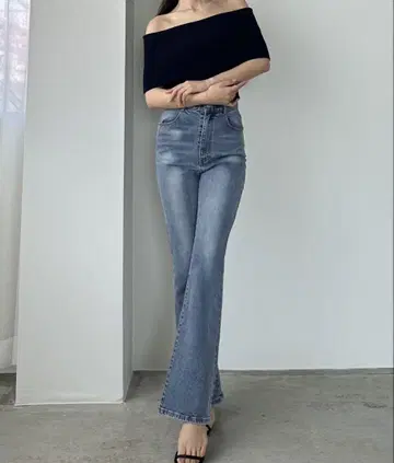 louere 스트레치 플레어 데님 라이트 블루