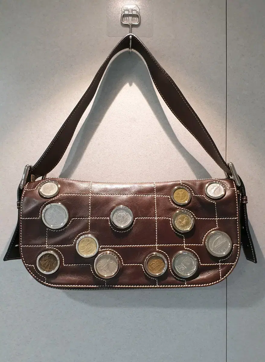 명품코인 | 브랜드 중고거래 플랫폼, 번개장터