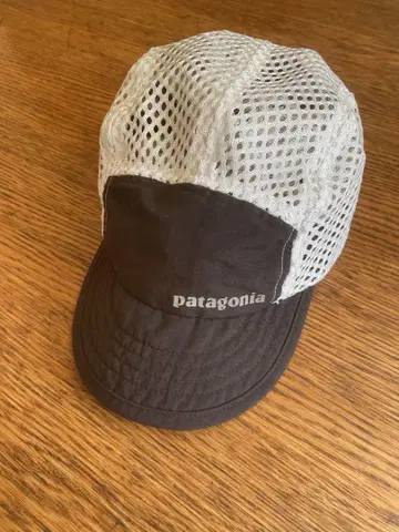 patagonia 덕빌 메쉬 캡