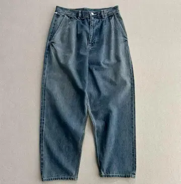 Graphpaper selvage denim two tuck pants