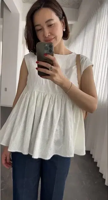 OHGA MARY 화이트