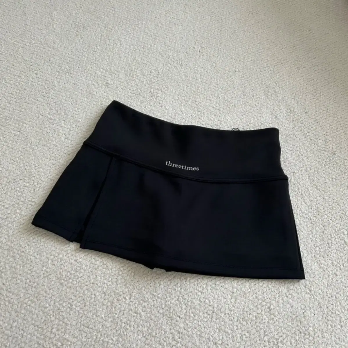 スカート threetimes Athletic slit skirt threetimes】送料・関税込☆Athletic slit skirt (threetimes