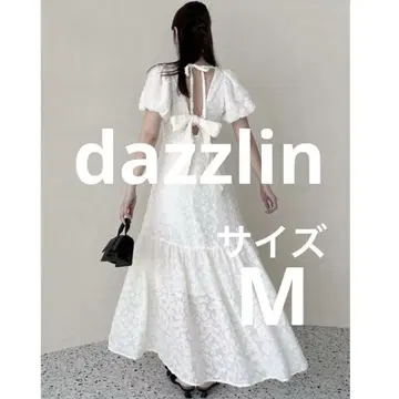 dazzlin 백 오픈 자카드 원피스