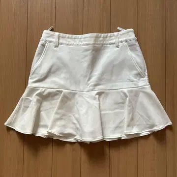 골프 프릴 스커트 화이트 준앤로페