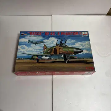 RF 4C E PHANTOM II 1/72 모델 키트