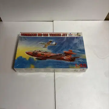 Aermacchi MB-326 Trainer Jet 1/48