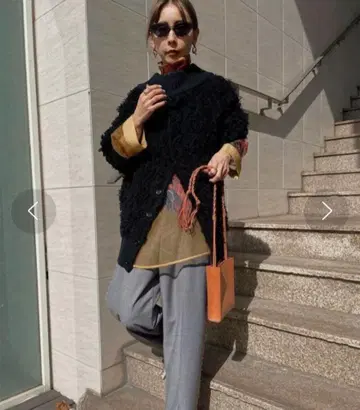 [새상품급] Ameri 2WAY FLUFFY FRINGE KNIT