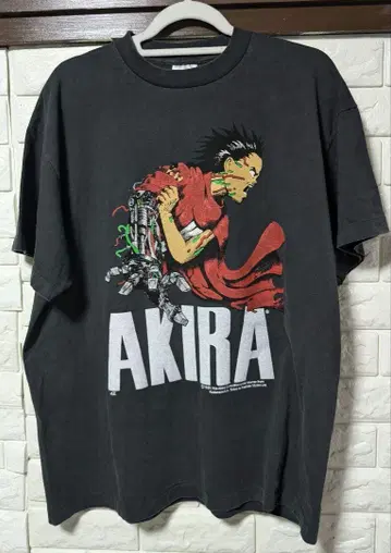 [새상품 미착용] AKIRA 테츠오 bootleg T셔츠 XL