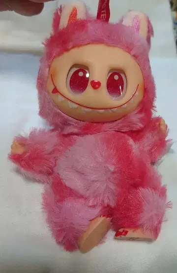귀여운 핑크색 라부부