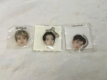 TREASURE 아사히 얼굴 아크릴 키링