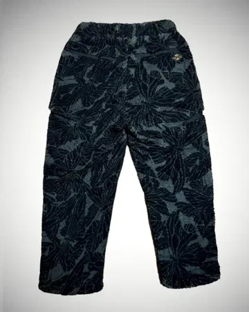 BLACK BUTTERFLIES HANABATSU FREECE PANTS