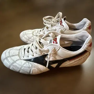 Mizuno 모렐리아 II 축구 스파이크 22cm