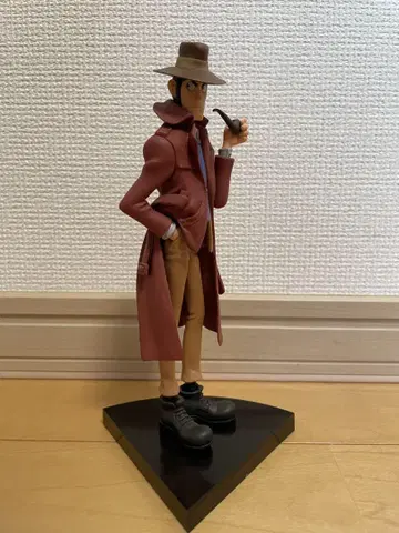 루팡 3세 CREATOR x CREATOR 제니가타 경부 피규어