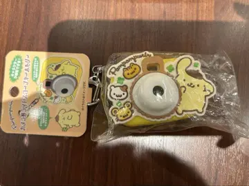 카메라 모양 라이트 스코프 키링 폼폼푸딩