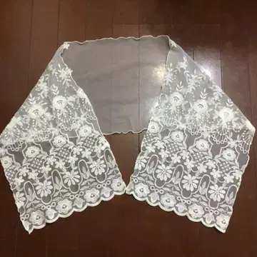 화려한 레이스 스톨 엠보싱 가공