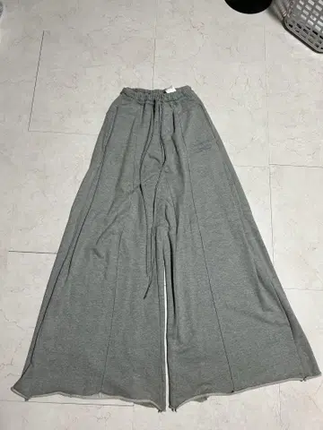 SHINYAKOZUKA | ORDINARY HOME PANTALON
