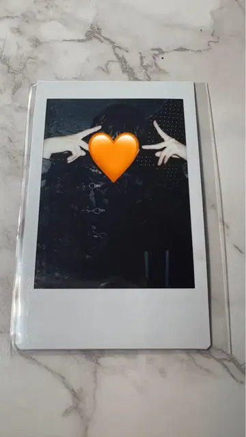 러브식 타로 폴라로이드 콘텐츠