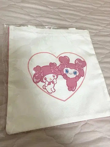 TWICE 산리오 콜라보 모모 모블리