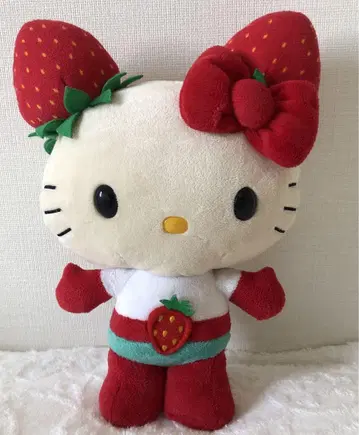 레어 헬로키티 봉제 인형 딸기맨