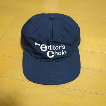 the editor's choice NYCO Cap Navy/White