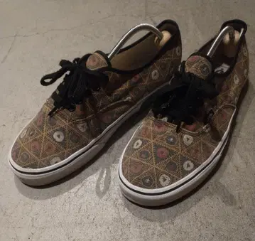 VANS 어센틱 VAN DOREN GRID TRIBE