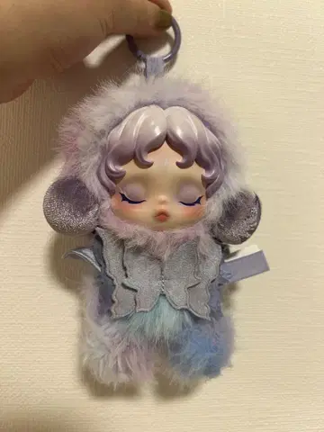 pop mart SKULLPANDA lightning