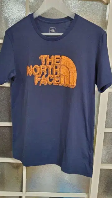 THE NORTH FACE 티셔츠