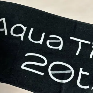 AquaTimez 타월 20주년 로고 블랙
