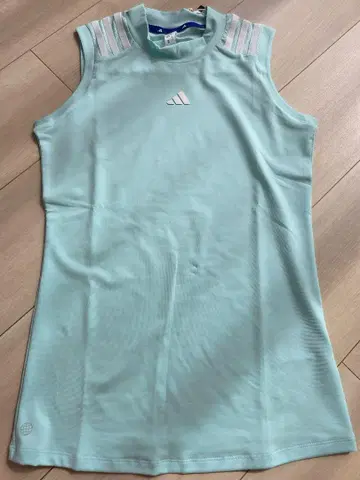 [미사용 새상품] Adidas 모크넥 슬리브리스 셔츠 XS