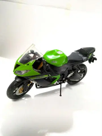 하자 있음, Kawasaki 닌자 바이크 피규어