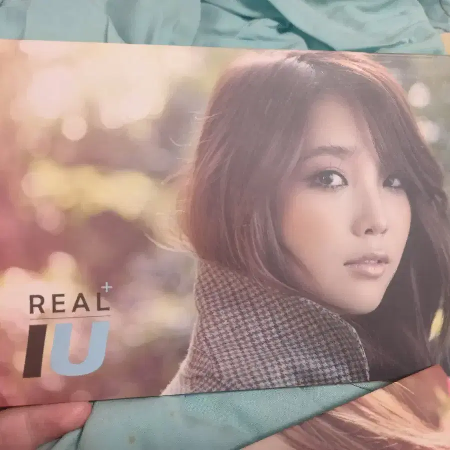 IU | 아이유 Iu's First Photocard Real Fantasy 2012 (Loen) A