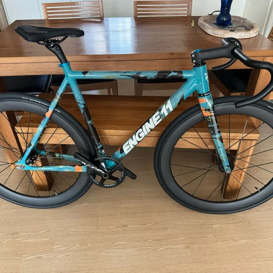 ENGINE 11 CRIT D Hunter Brosピストバイク Mサイズ