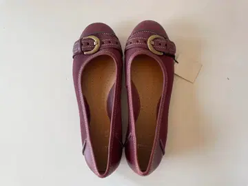 미사용 신품급 Clarks 클락스 Henderson Ice 펌프스 3