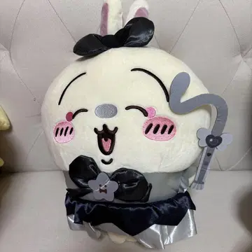리본 포함 웃는 토끼