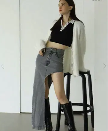 melt the lady moon skirt