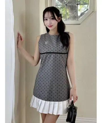 darich 도트 무늬 슬리브리스 미니 원피스