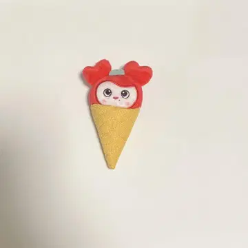 twice 채영 첸블리 아이스 봉제 인형 배지