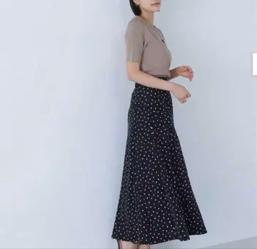 NATURALBEAUTYBASIC 하트 도트 프린트 플레어 스커트