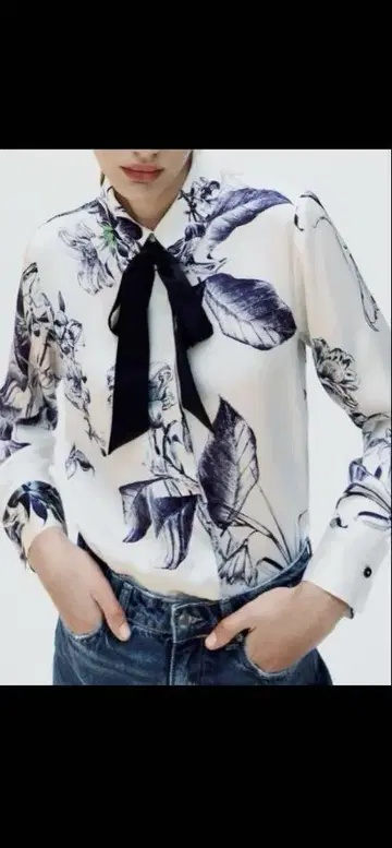 Zara 리본 프린트 셔츠